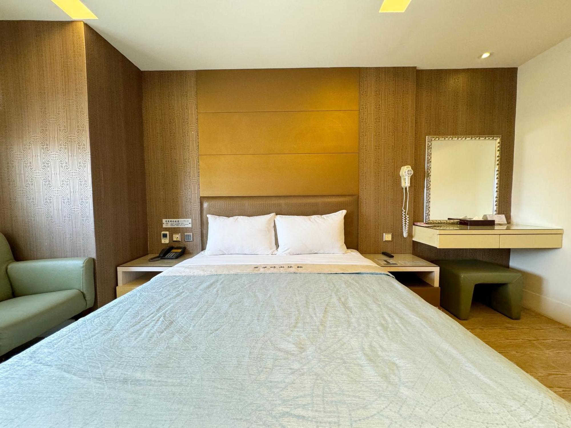 Ai Lai Fashion Hotel Тайчжун Экстерьер фото