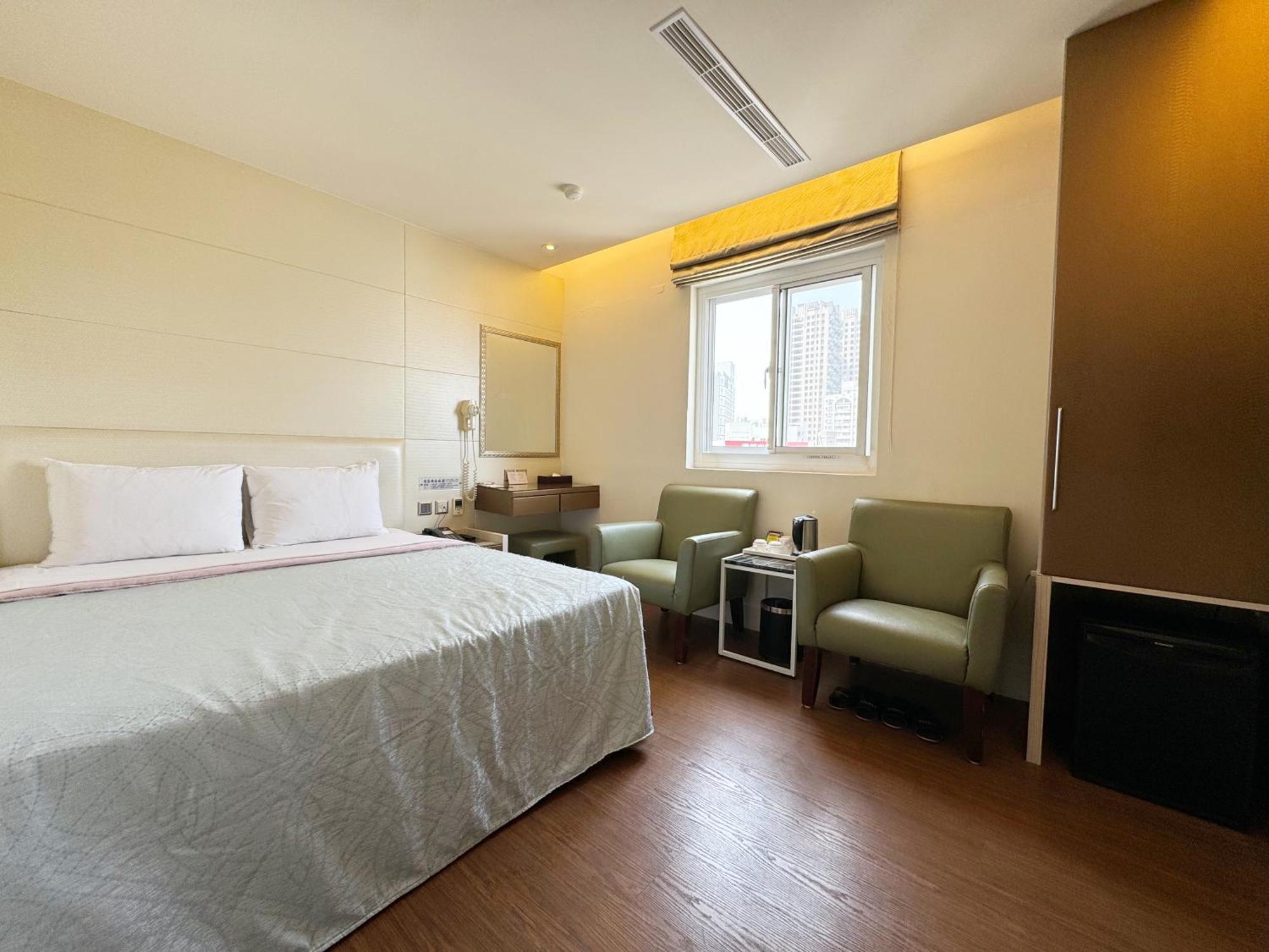 Ai Lai Fashion Hotel Тайчжун Экстерьер фото